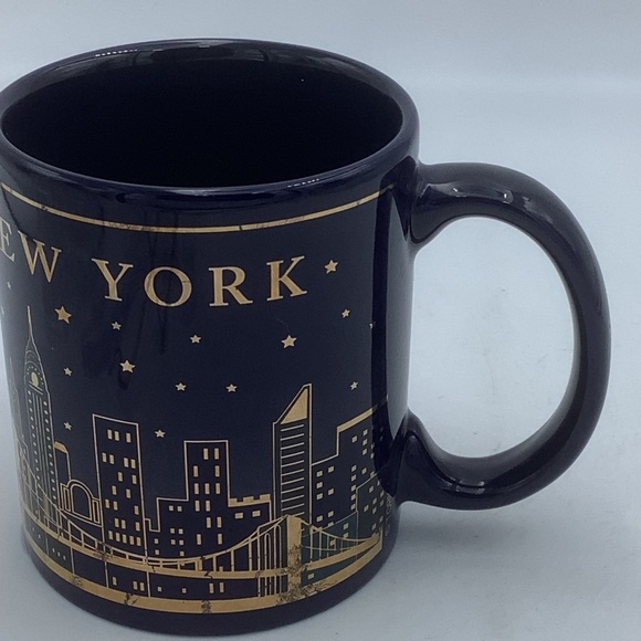 Torkia Cobalt Blue and Gold New York City Skyline Mug - Picture 6 of 10